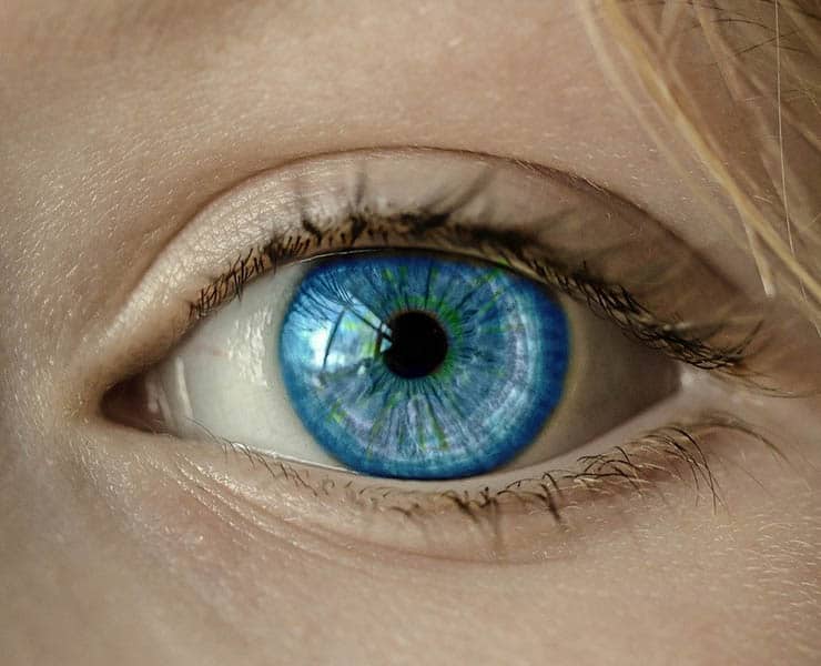 اسباب اختلاف لون العيون لدى البشر